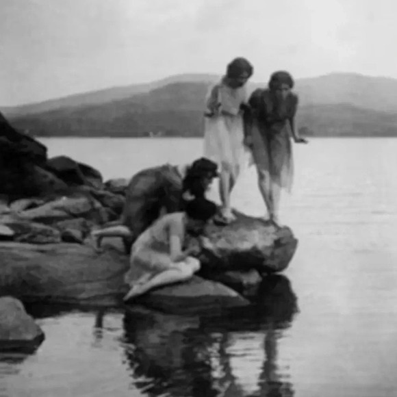 ✨BOGO FREE✨ Max Studio Boho Print Lagenlook Southwestern Coastal Light Blue Top - Picture 2 of 2